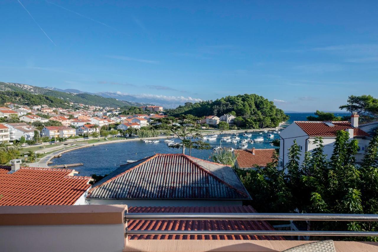 Apartments And Rooms Bolero Rab Town Exterior foto