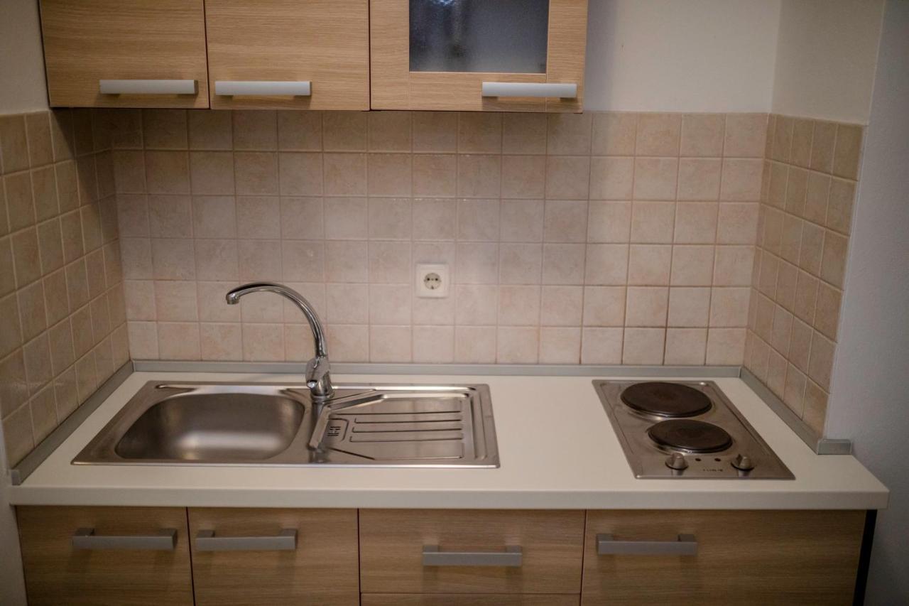 Apartments And Rooms Bolero Rab Town Exterior foto