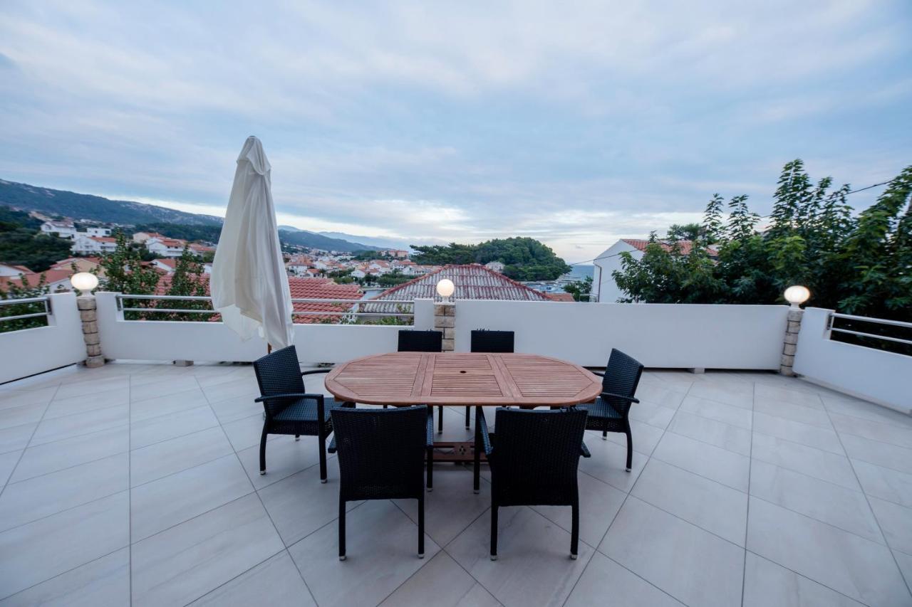 Apartments And Rooms Bolero Rab Town Exterior foto
